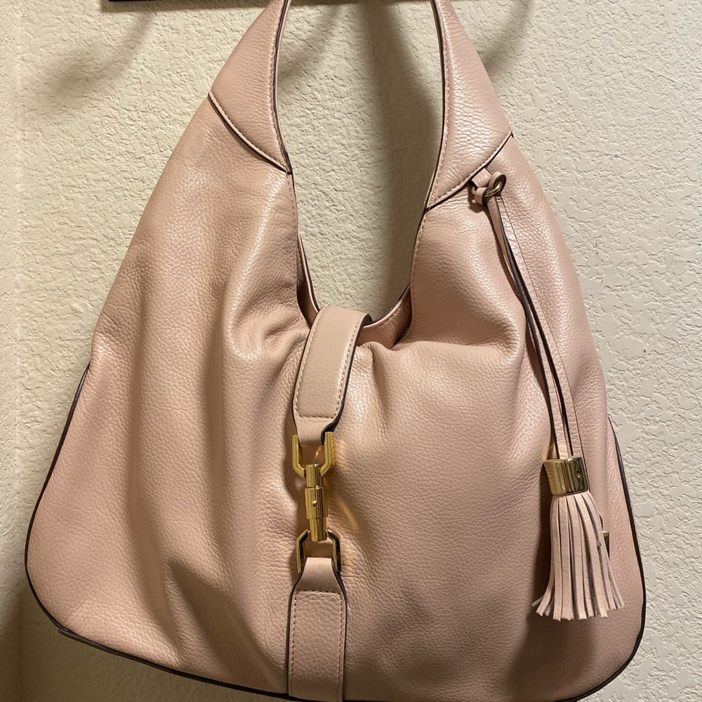 G.I.L.I soft pink leather purse like new!